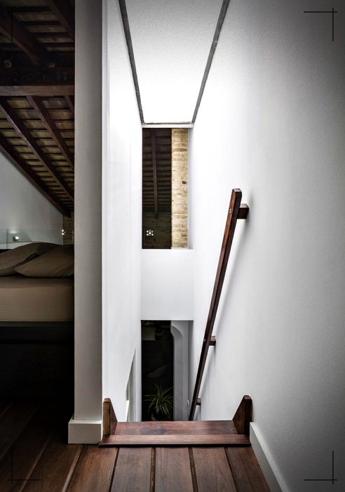 现代单室阁楼设计  简易建筑-38