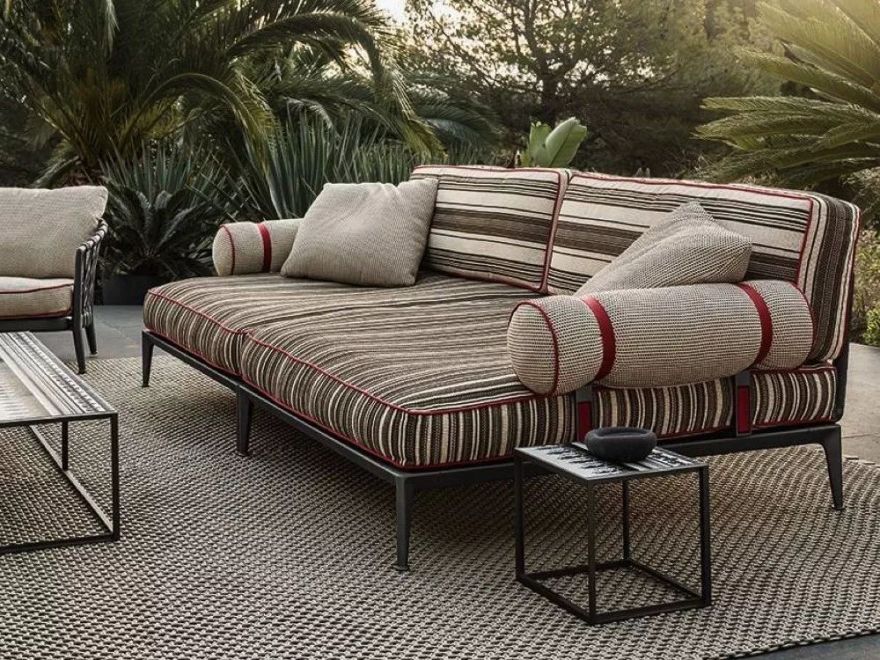 2020 年最潮户外家具设计,打造舒适休闲空间-106