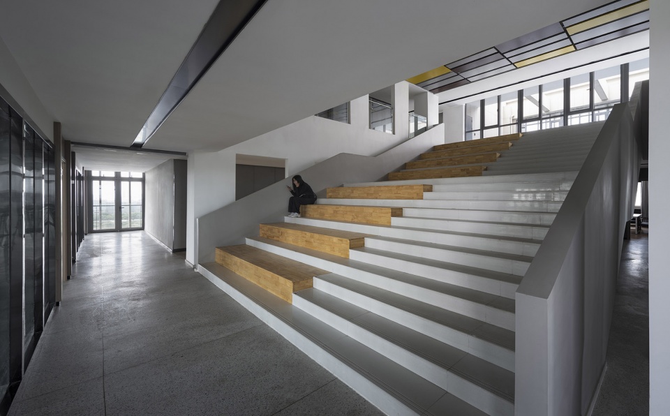 江苏省靖江高级中学新校区丨中国江苏丨江苏中锐华东建筑设计研究院有限公司荣朝晖工作室-173