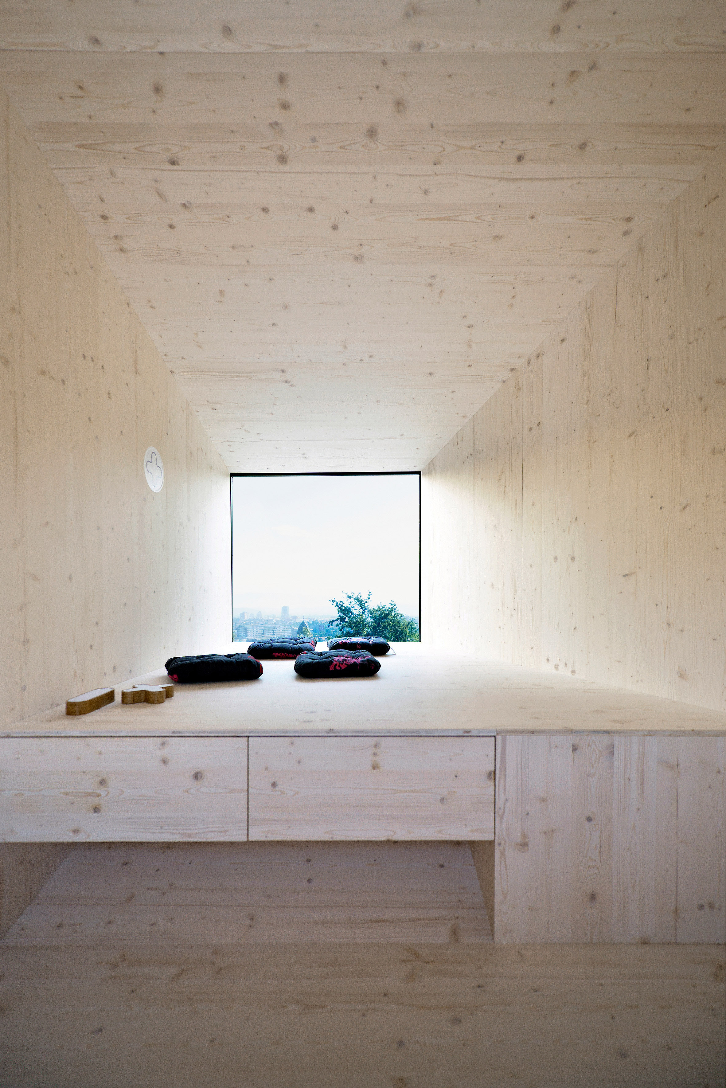 OFIS Arhitekti uses modular Living Units to create pop-up library-14