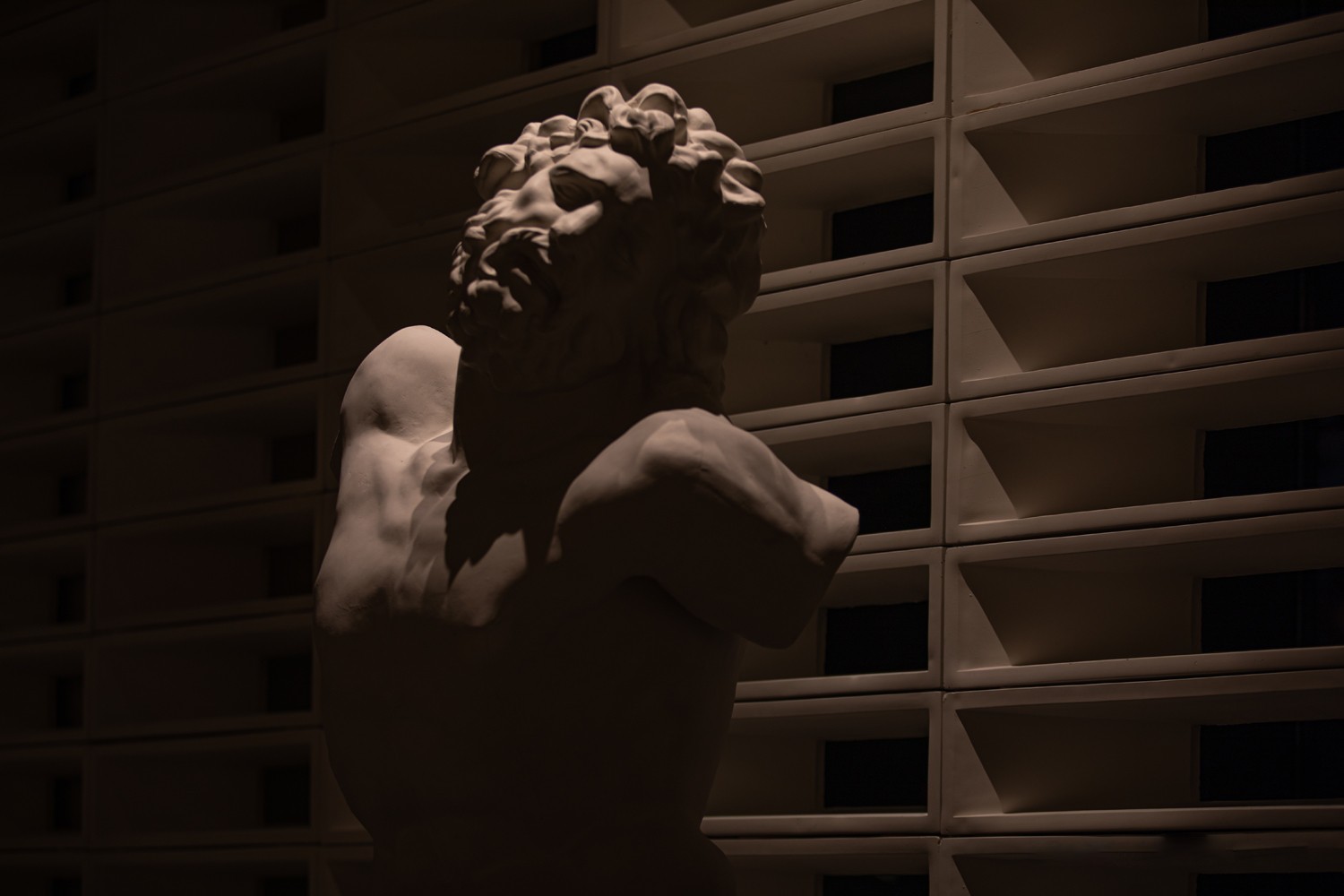 梵高质感岩板体验中心丨中国佛山丨兰墨设计-3