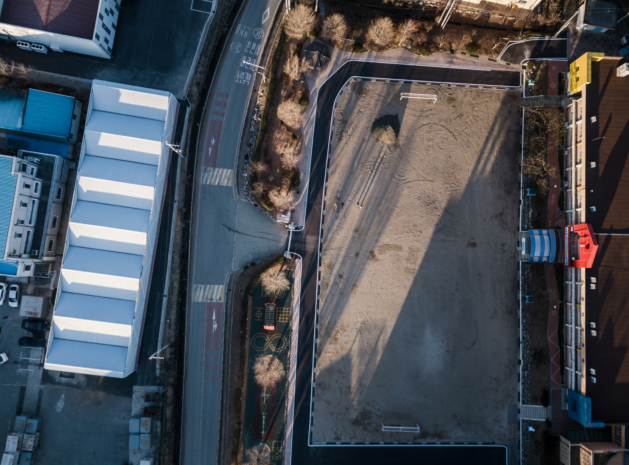 ASAN Warehouse / Studio Atelier Maroo-59