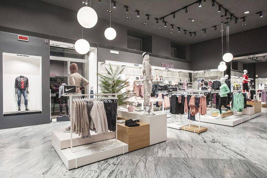 CISALFA罗马店铺女性区域改造及鞋墙翻新丨意大利罗马丨Valentina Elmiger-13