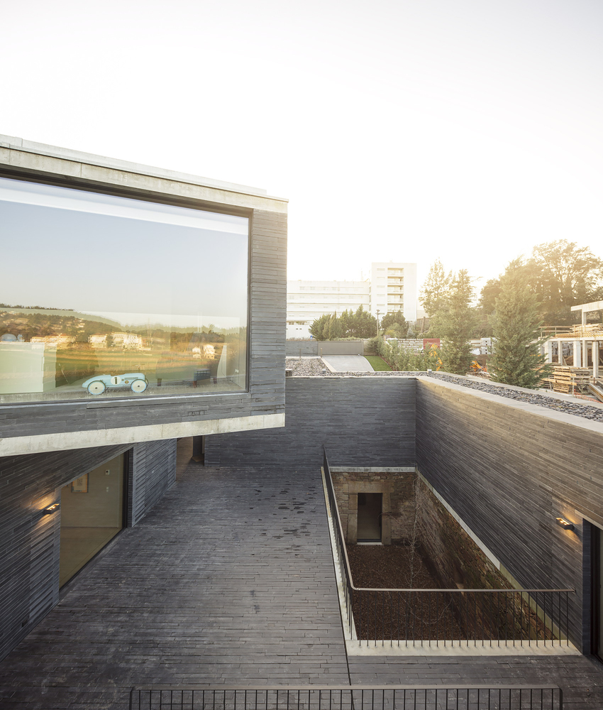 葡萄牙 RPFV House | 融入自然景观的乡村别墅-43