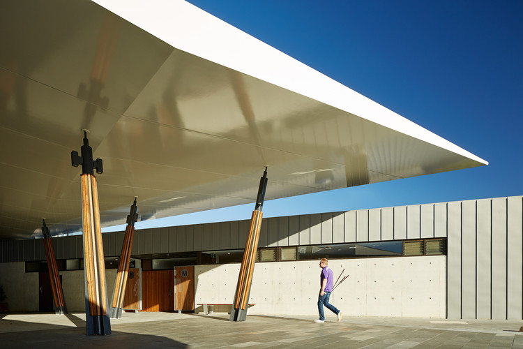 澳大利亚 Wembley 高尔夫球场建筑设计-9