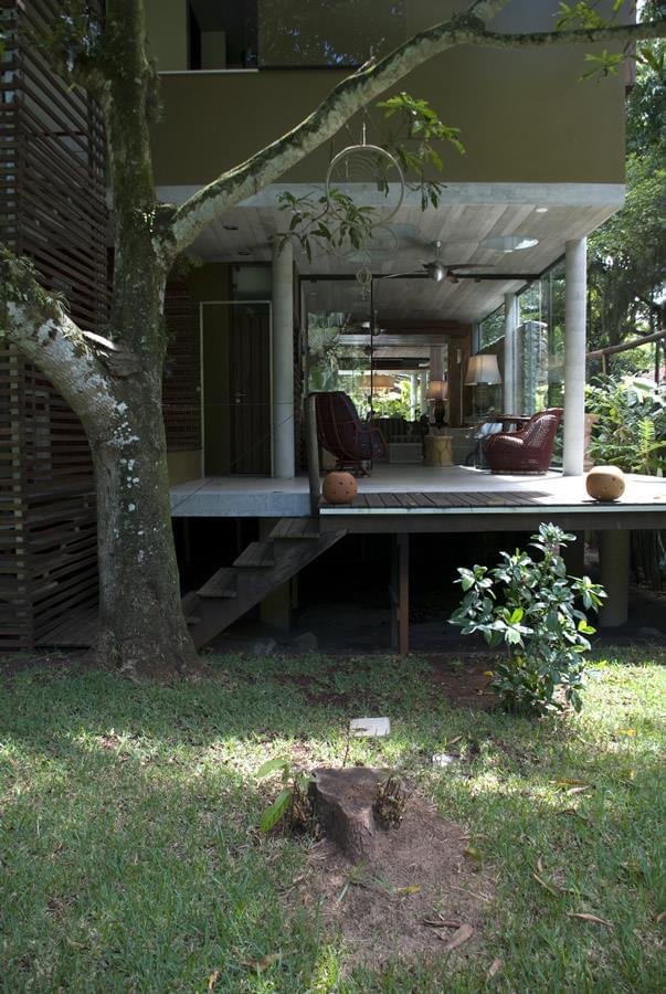 巴西圣保罗海岸线的悬浮玻璃屋-3