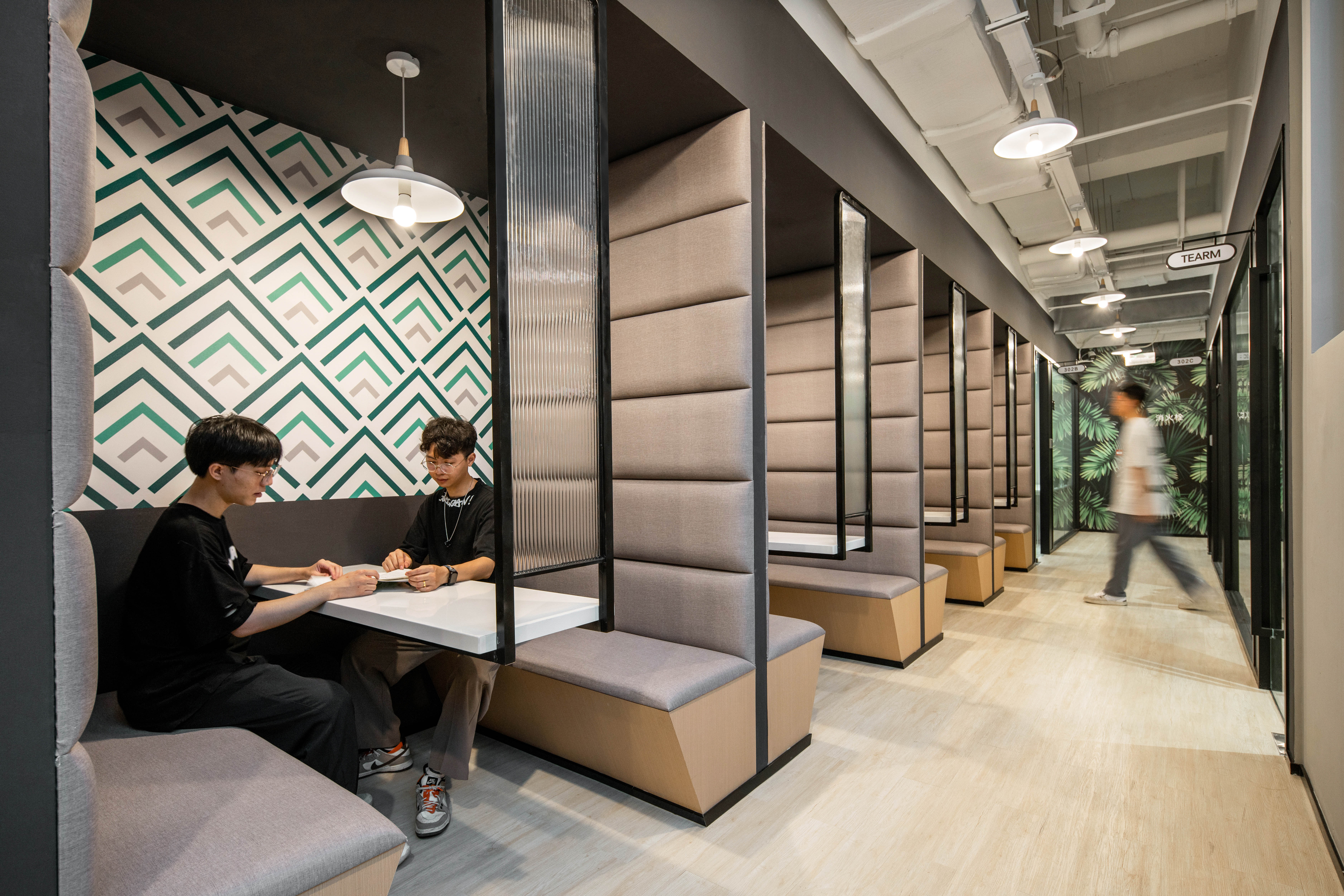 前海 BAYS WORK 共享办公孵化器丨中国深圳丨源品设计研究(深圳)有限公司-40