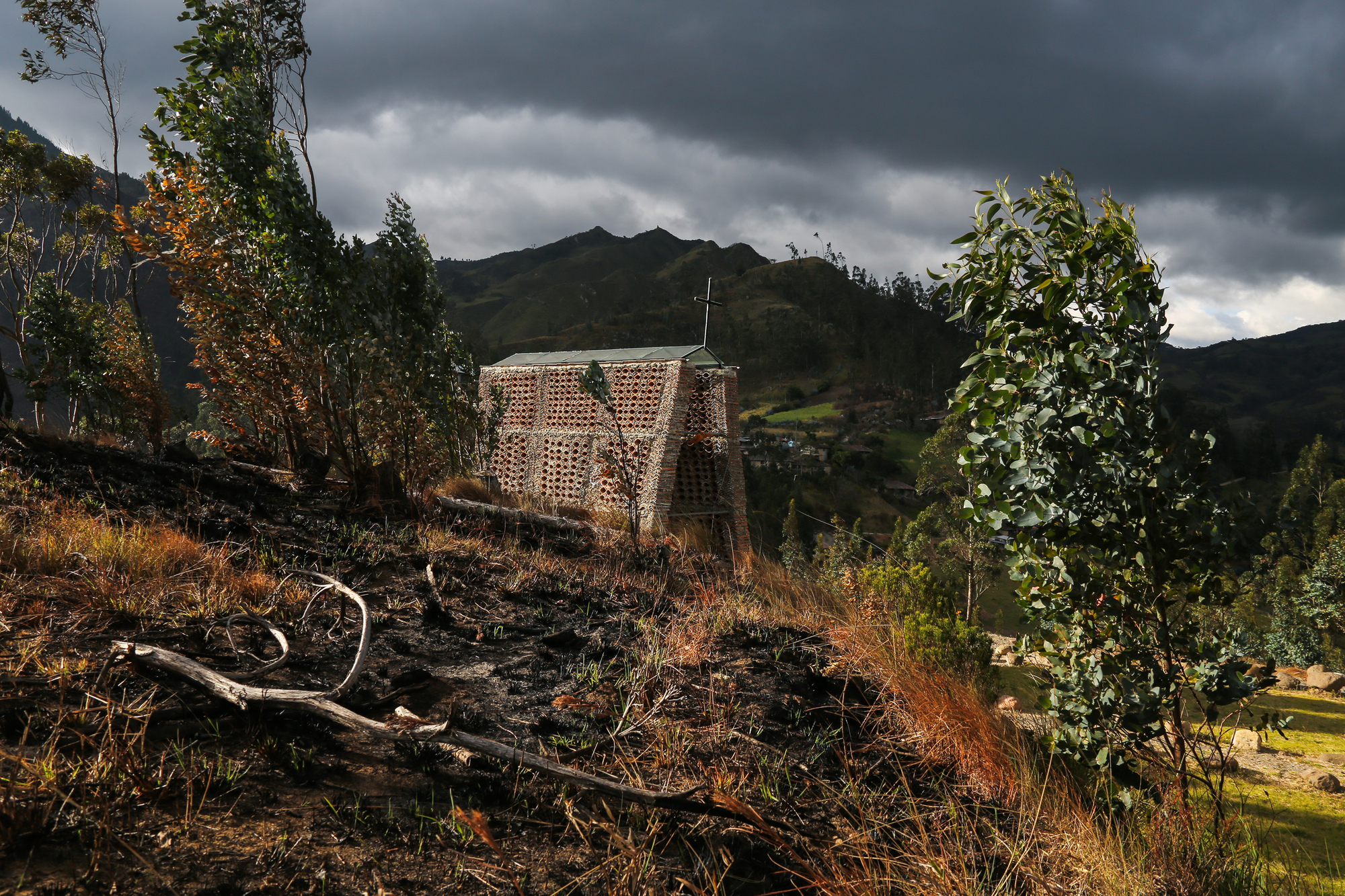 瓷砖礼拜堂丨Jimenez Arquitectos + FB+ estudio-37