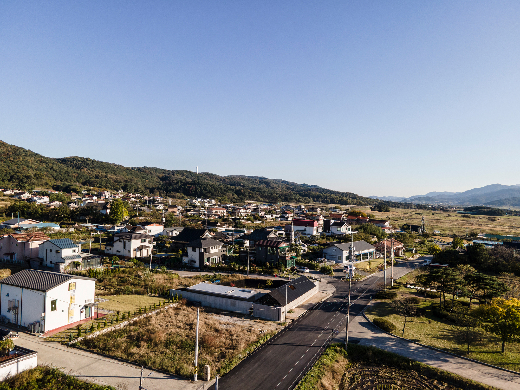 去了或离开了丨韩国庆州市丨studio STAY Architects-33