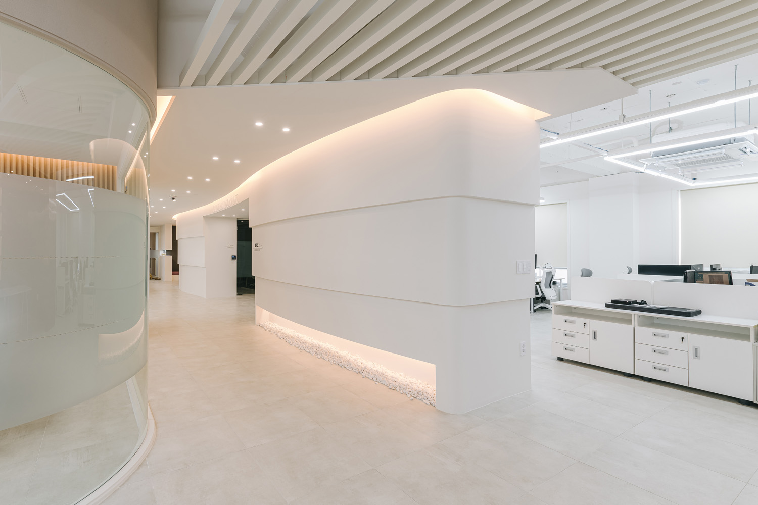 150 平现代高级通讯公司办公室设计-19