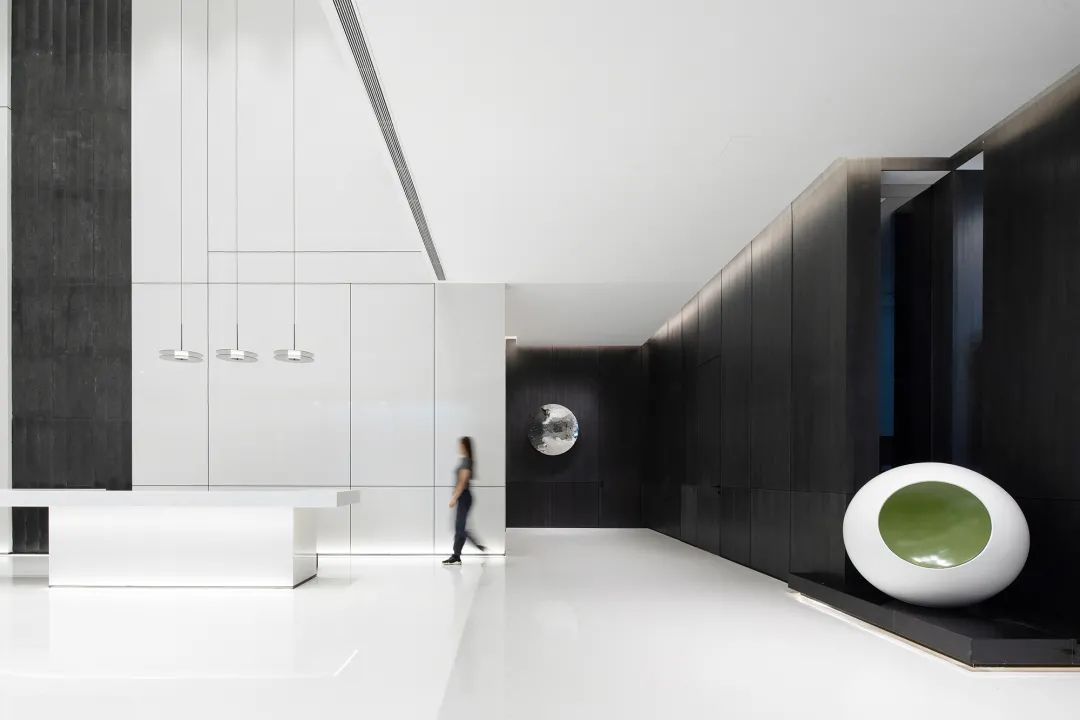 融创南昌·玖玺台销售中心 | 现代简约中的艺术与自然共生-57