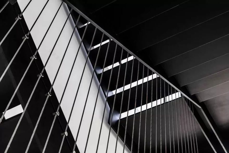 极简别墅设计 | Raz Melamed 的光影艺术空间-25