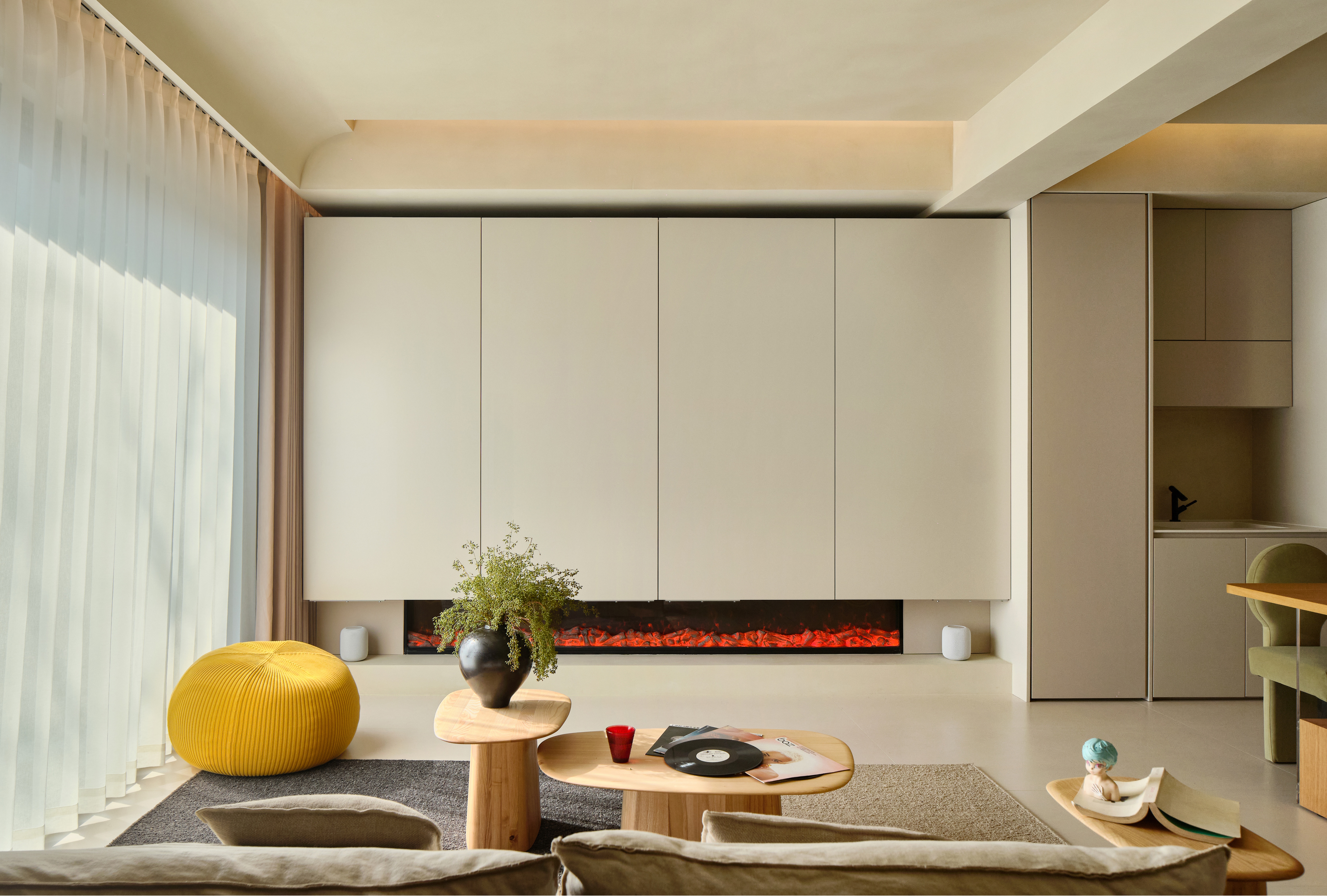 300㎡解构主义空间，建筑系海归独居男的精神自留地-12