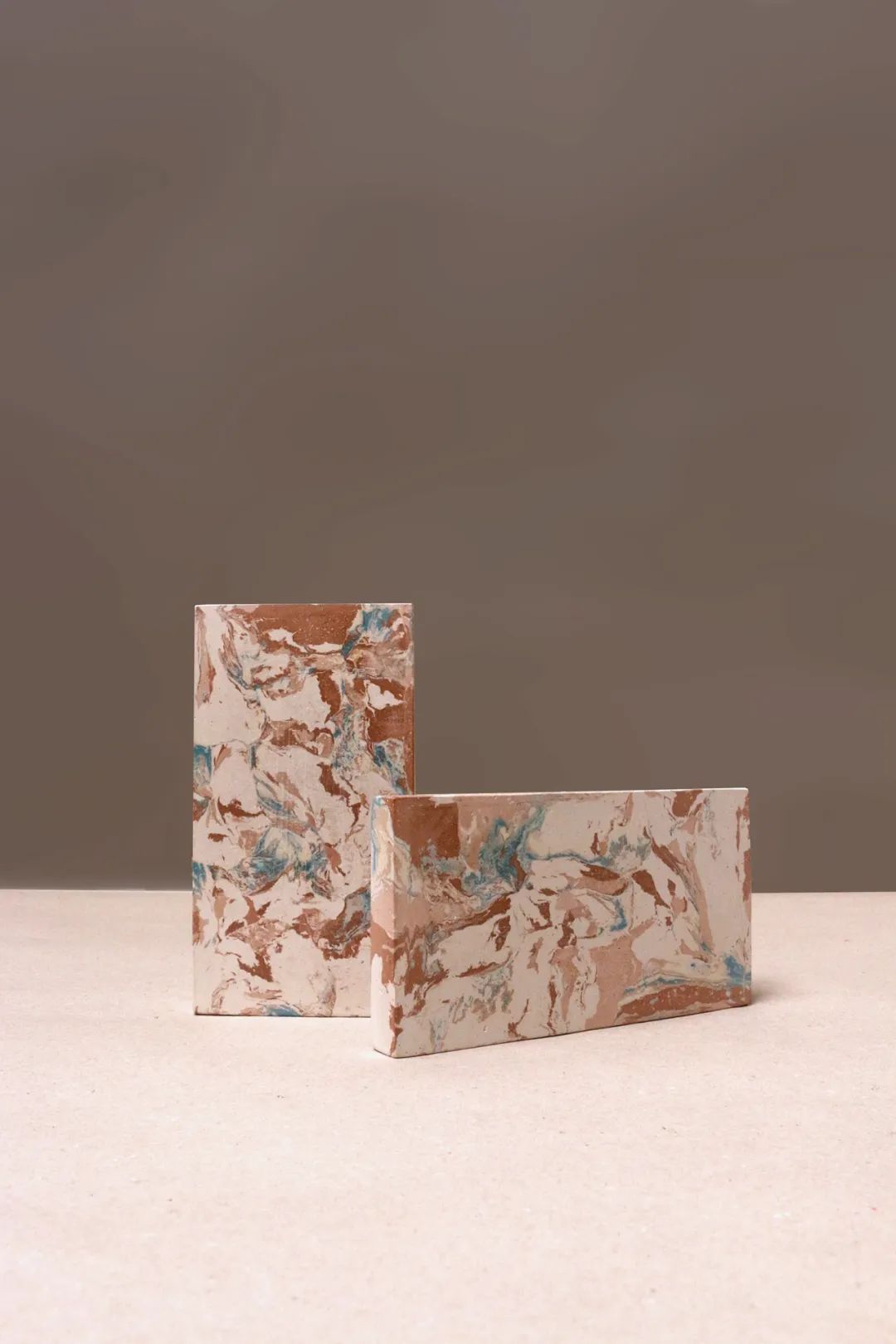 纽约 BALLY HAUS 概念旗舰店设计丨美国纽约丨Seen Displays-13