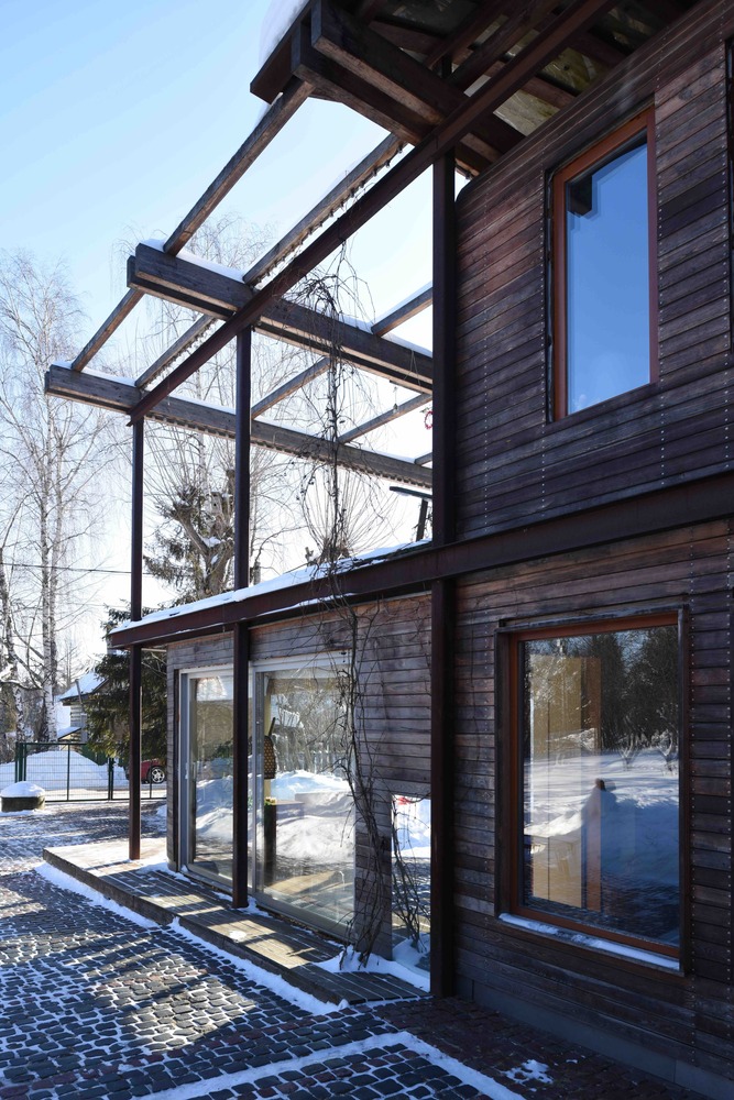 莫斯科魅力暗木小屋，玻璃墙环绕的全年宜居亭子-26