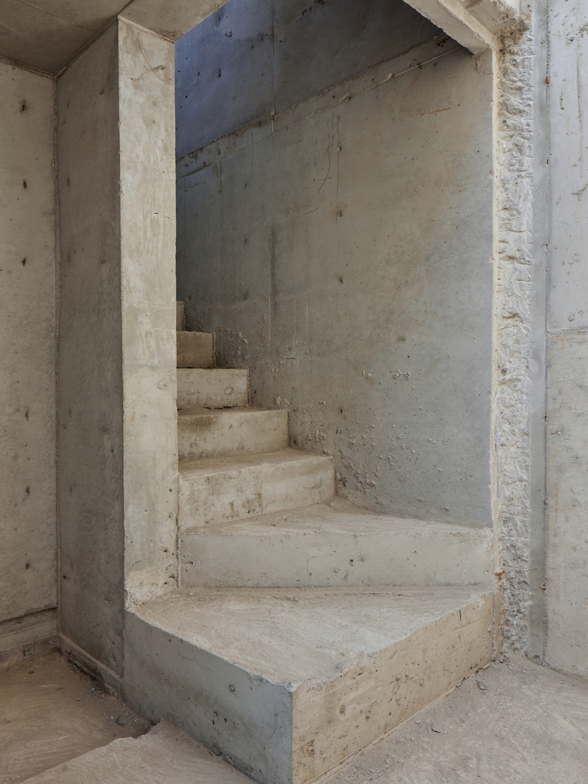 A Model of Sporadic Thoughts / FHHH friends-31