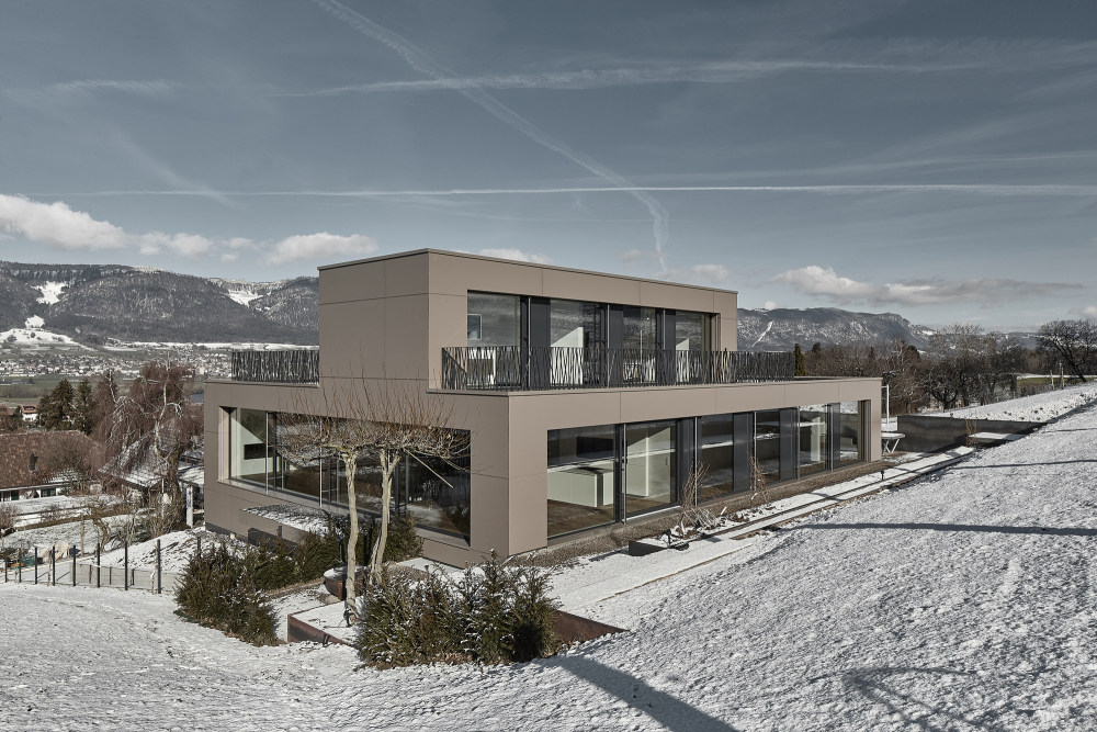瑞士 Berna 住宅 | 融入景观的三层雕塑式建筑-24
