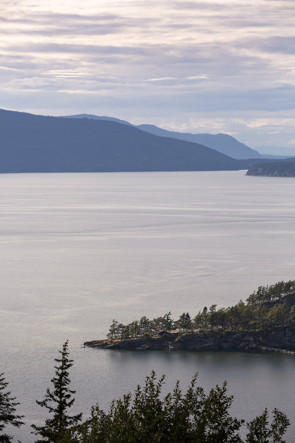 山凹住宅，以电影作为灵感的家  Stephenson Design Collective-33