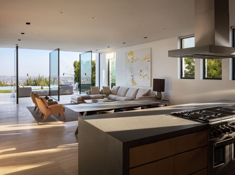 Fascinating minimalist home is cantilevered over the Los Angeles hills-19
