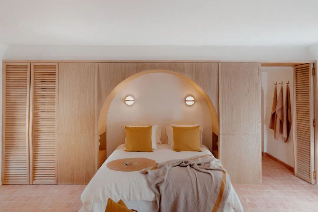 普罗旺斯葡萄园古老城堡重建丨建筑师Amelia Tavella-23