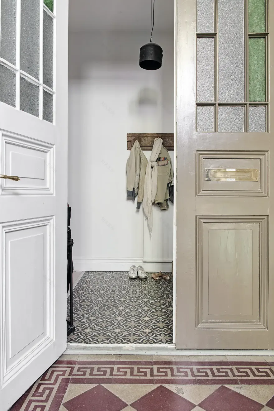 瑞典 106 平米原木与水泥的温馨原野风-29