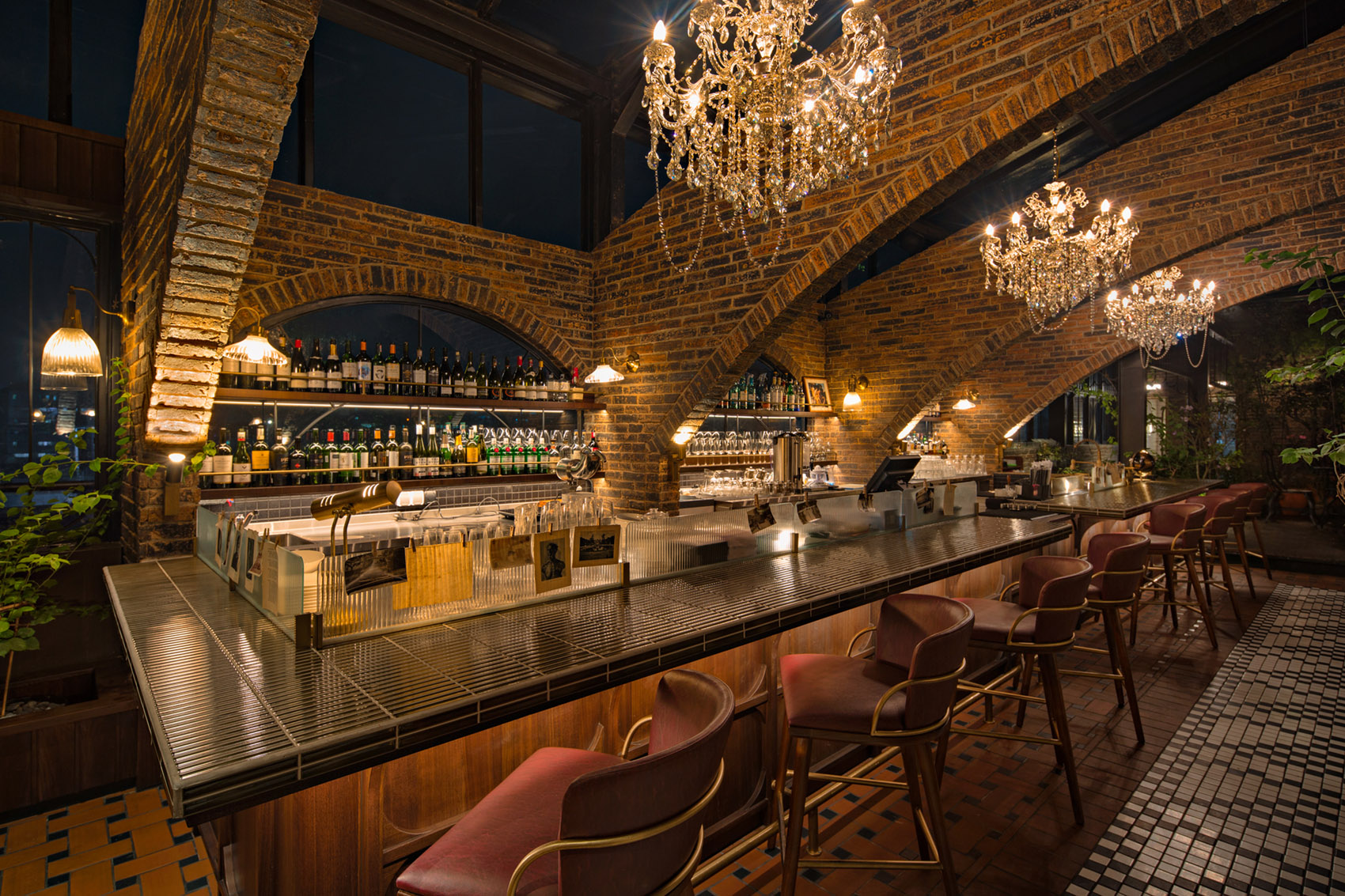 印度尼西亚 Aom 餐酒馆丨Seniman Ruang 团队-21