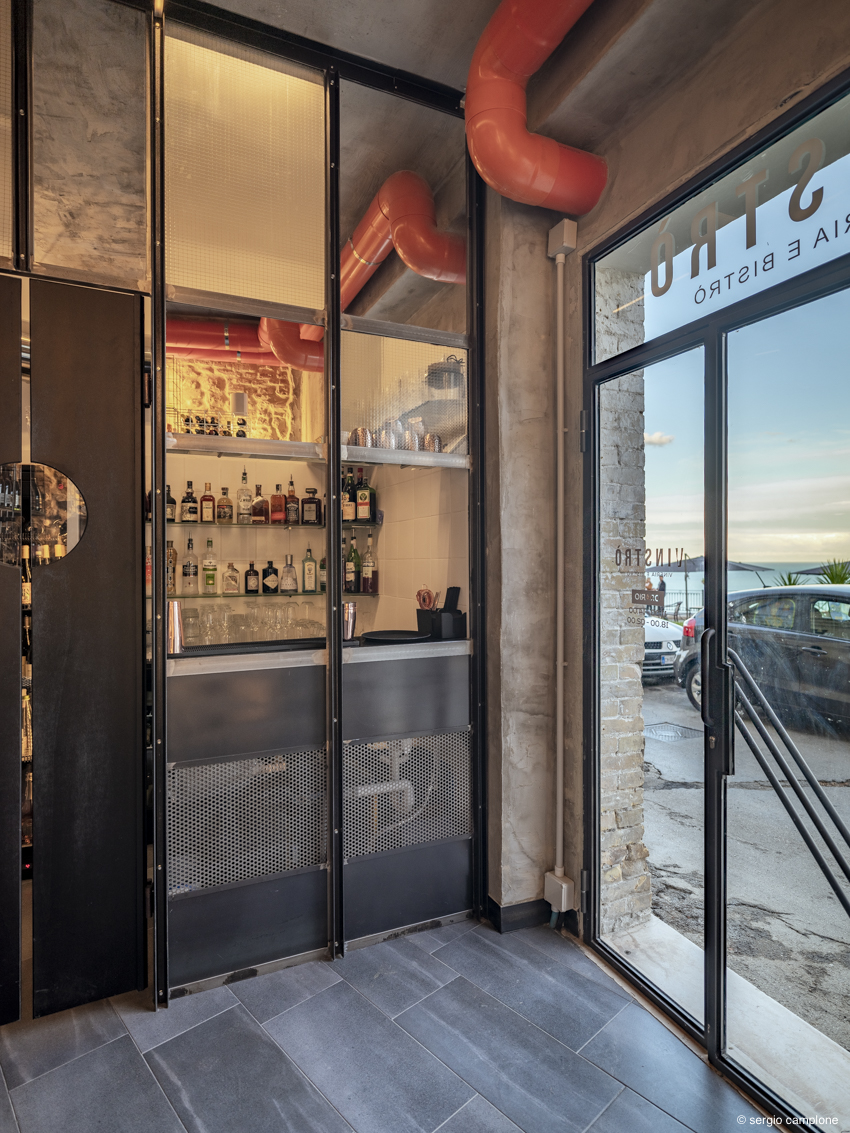 意大利海滨酒馆 Vinstrò 室内设计-17