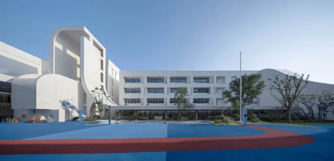 体块丰富的教学综合体：上海世外教育附属相城高新区实验小学-45