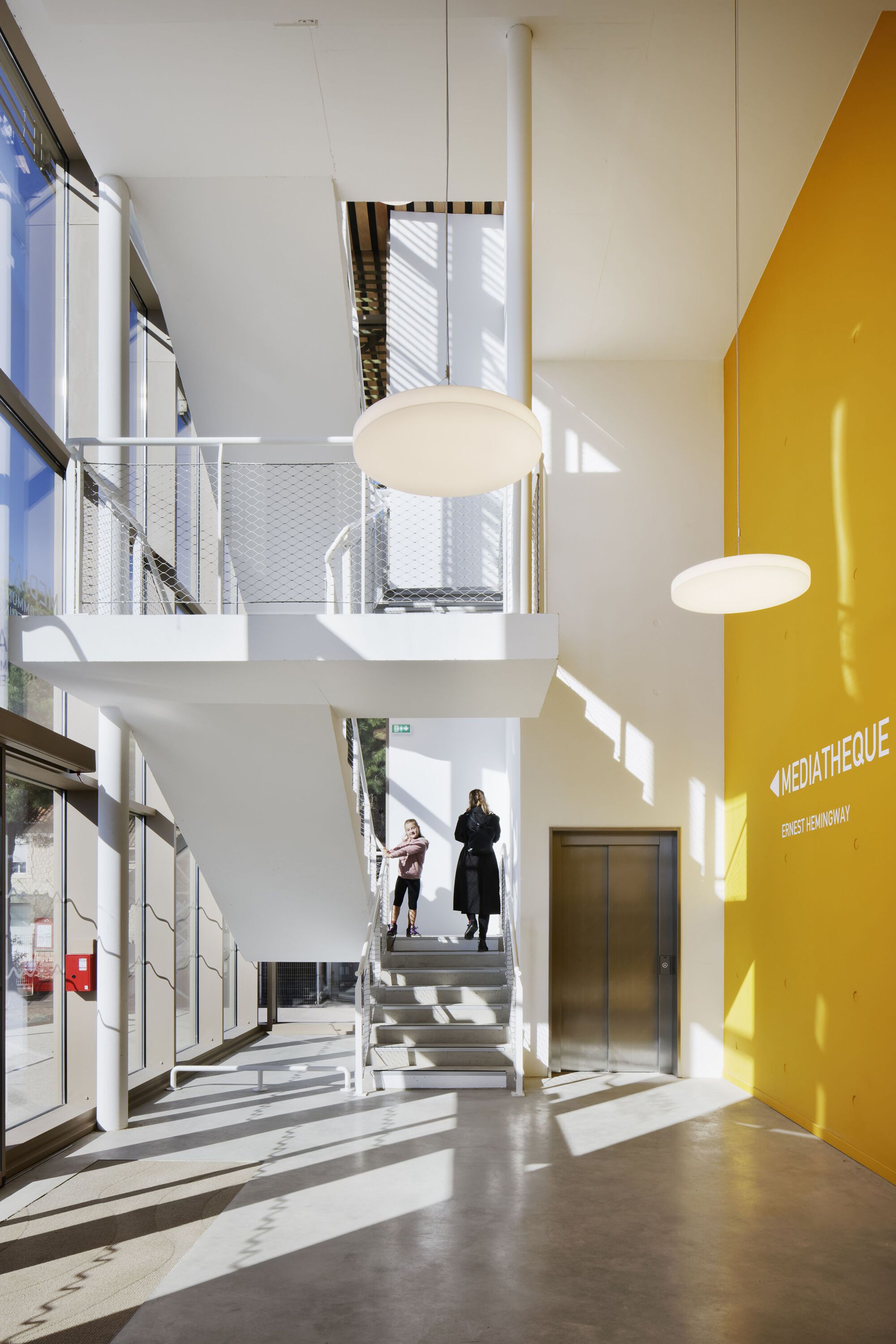 Event Hall L’Agora and Ernest Hemingway Media Library / Ateliers A+-39