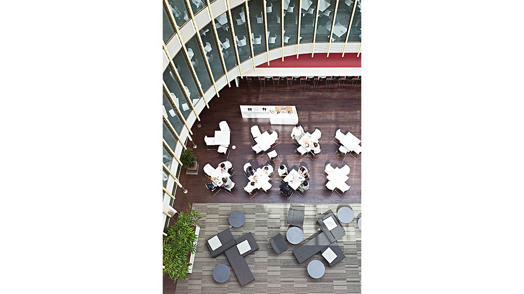 伦敦金融中心标准银行总部-5