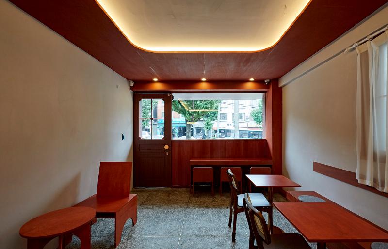 16 平高级感红色木质甜品店设计-8