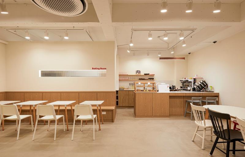 20 平米双胞胎咖啡厅 简约设计展现空间魅力-3