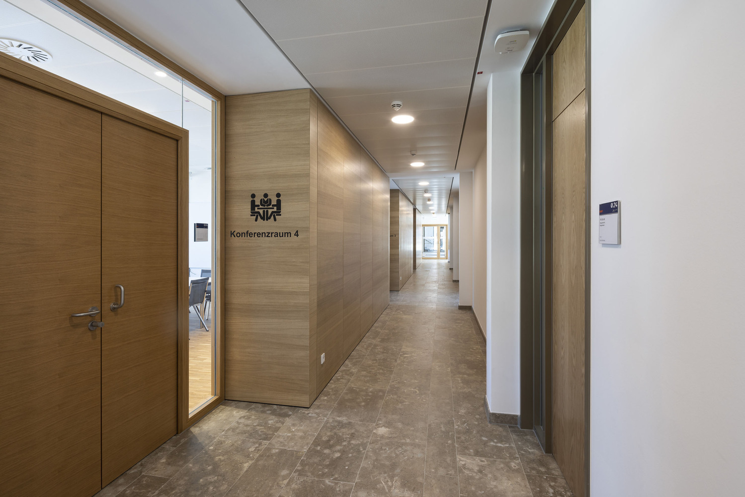 德国 Bad Segeberg 行政办公楼丨Tchoban Voss Architekten-26