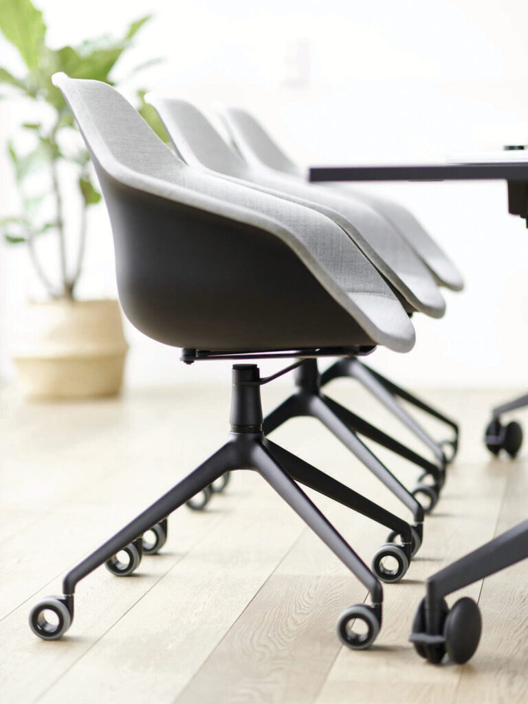 Wilkhahn - Yonda Chair | IndesignLive-7