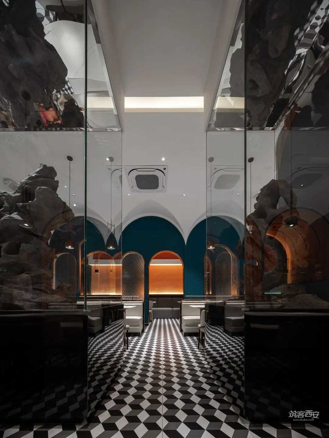 辉哥串&啤的多元空间设计丨中国银川丨所谓设计&海棠设计-32