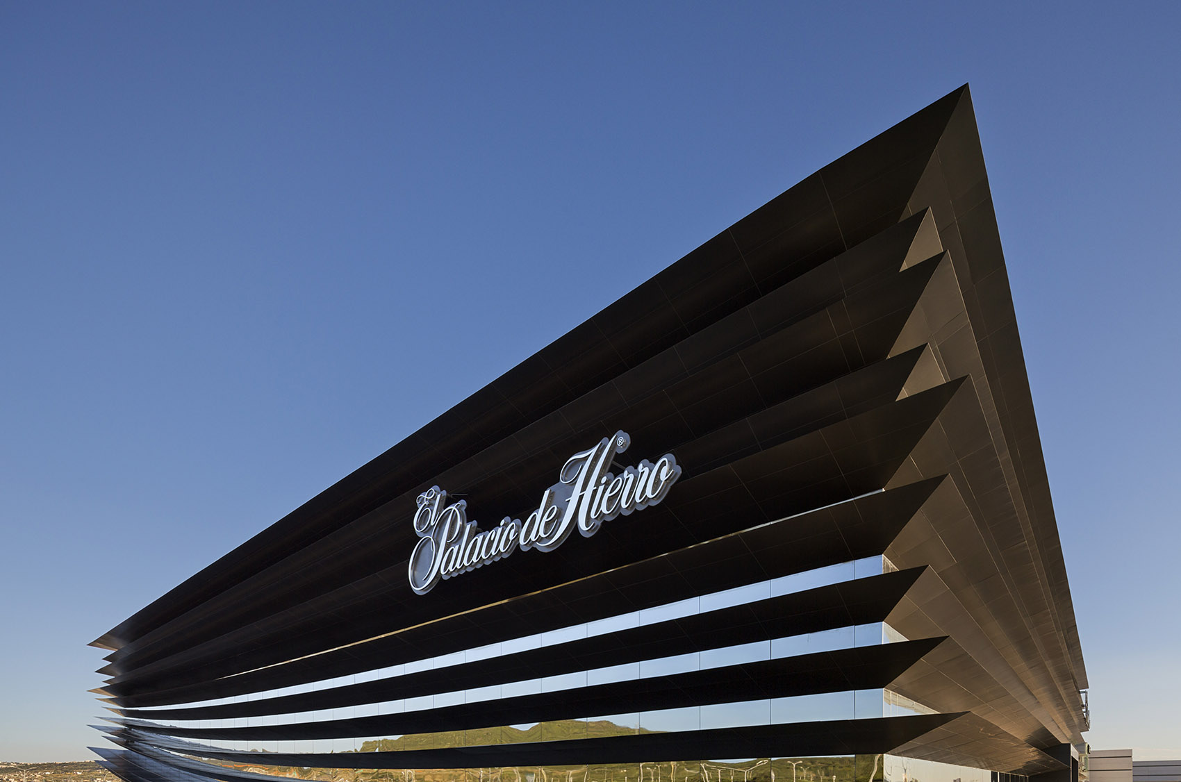 Palacio de Hierro商场立面改造,墨西哥 / Sordo Madaleno Arquitectos-15