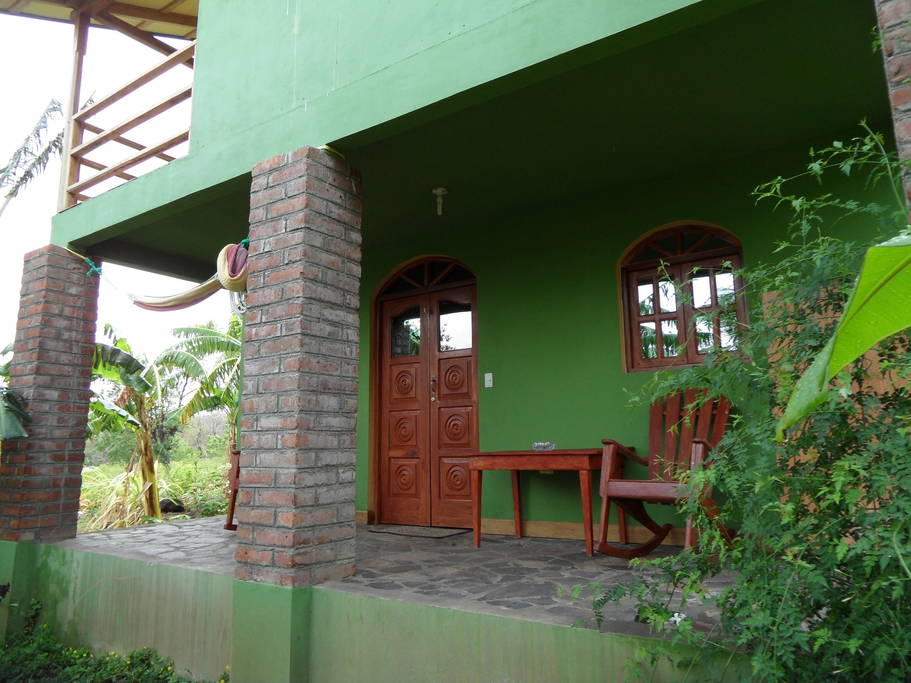 乡村风格黏土二层房屋设计丨尼加拉瓜-10