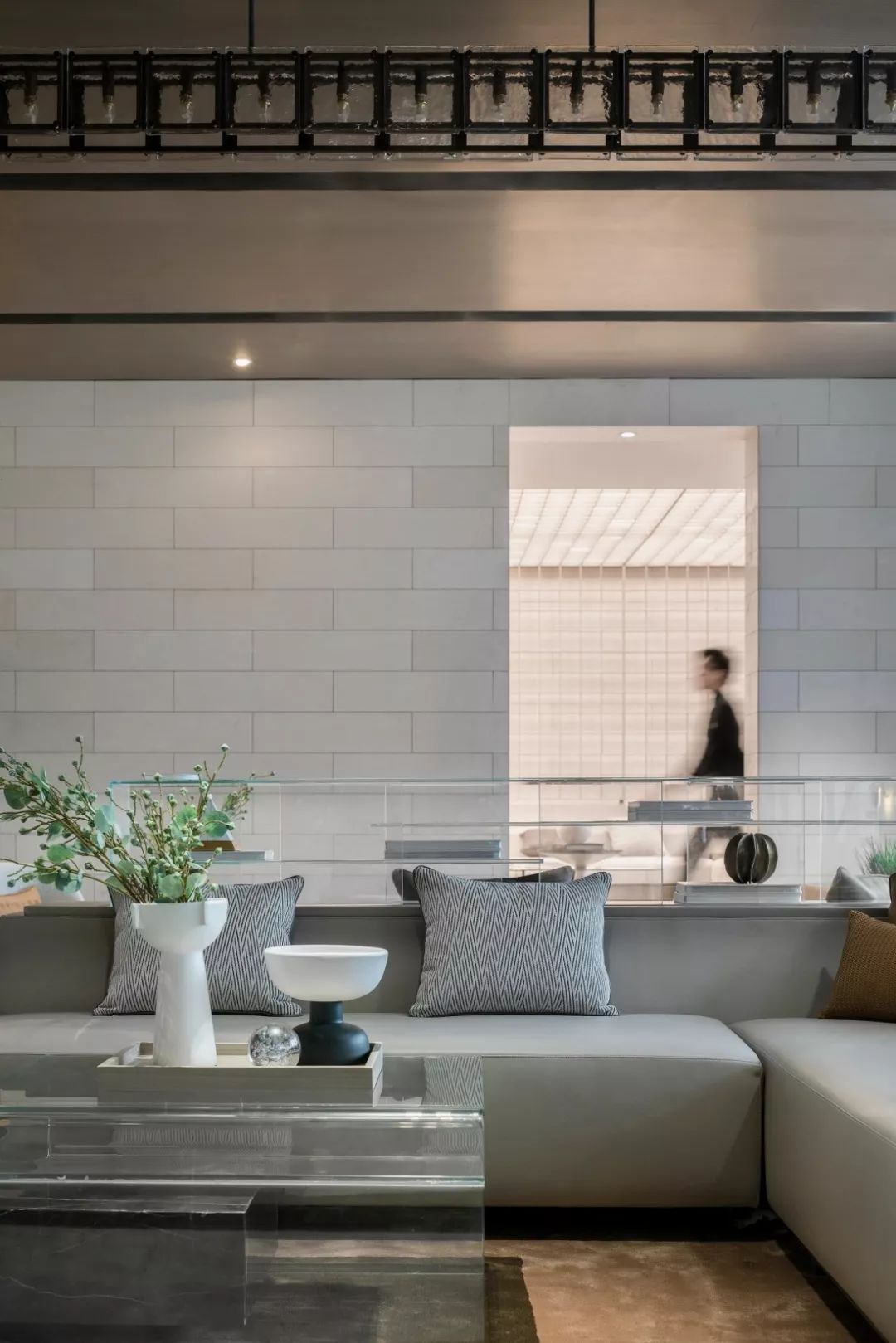 结构是光线的创造者，武汉和光晨樾销售中心  地点空间设计-32