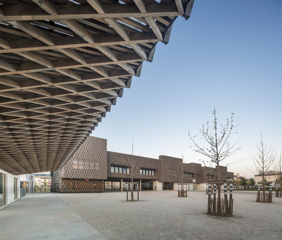 梦幻校园 · 迪士尼附近的 Louis de Vion 学校综合体-25