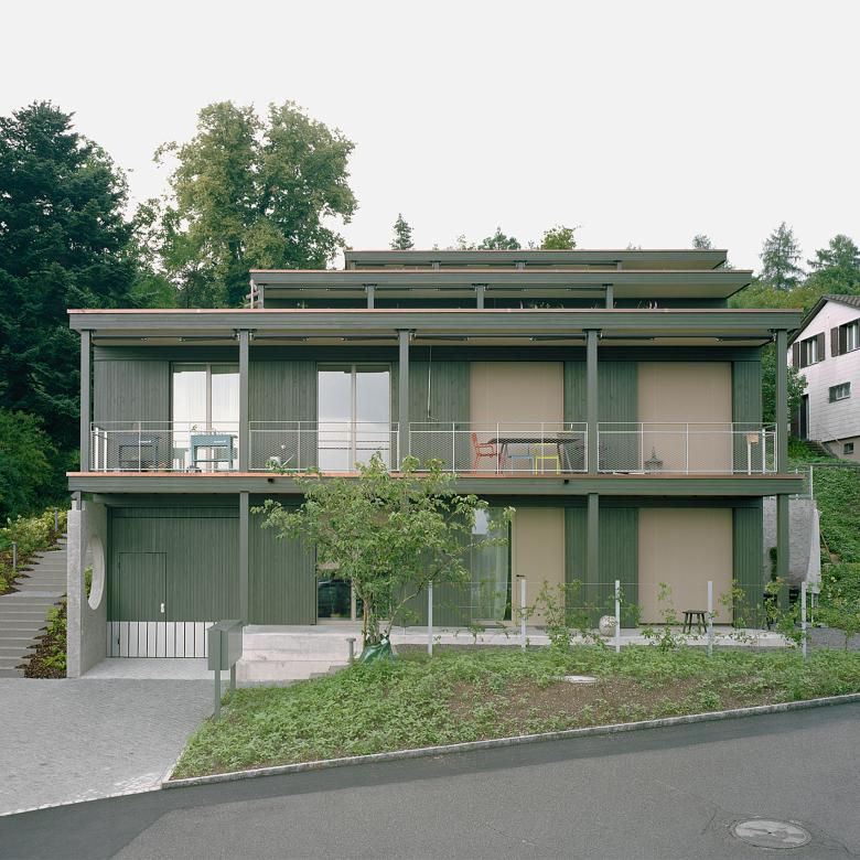 在菲斯利斯巴赫的山坡上居住丨瑞士丨Kollektiv Marudo-12