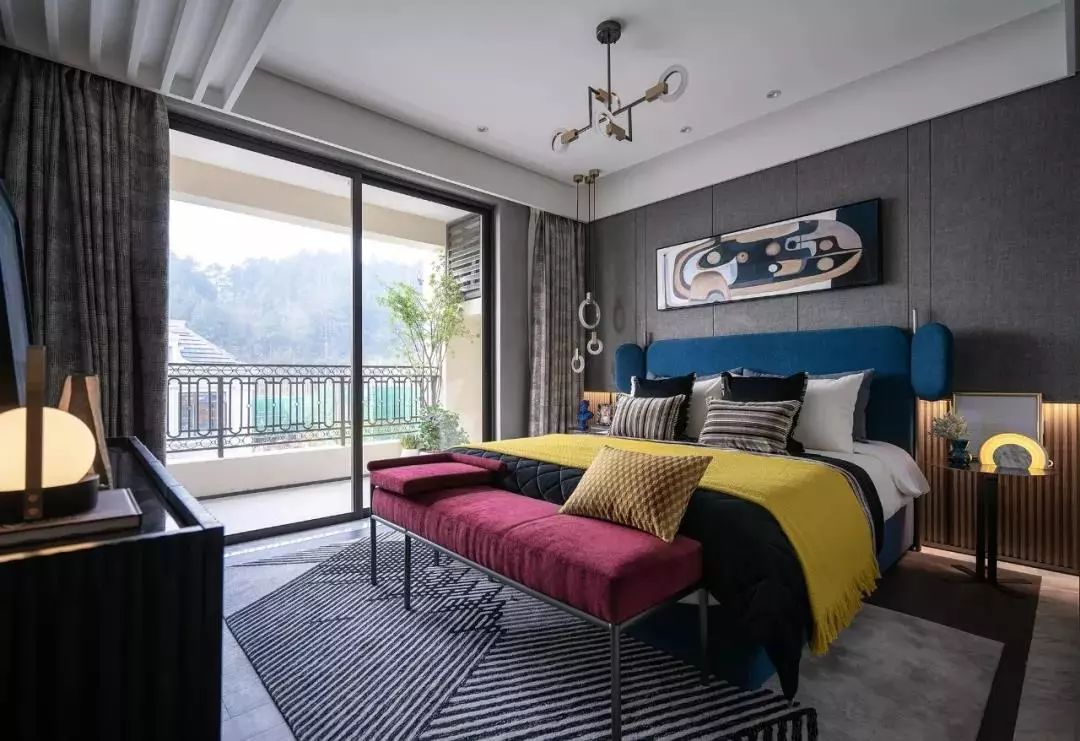 遵义实地蔷薇国际别墅，自由灵魂的极简美学空间-59