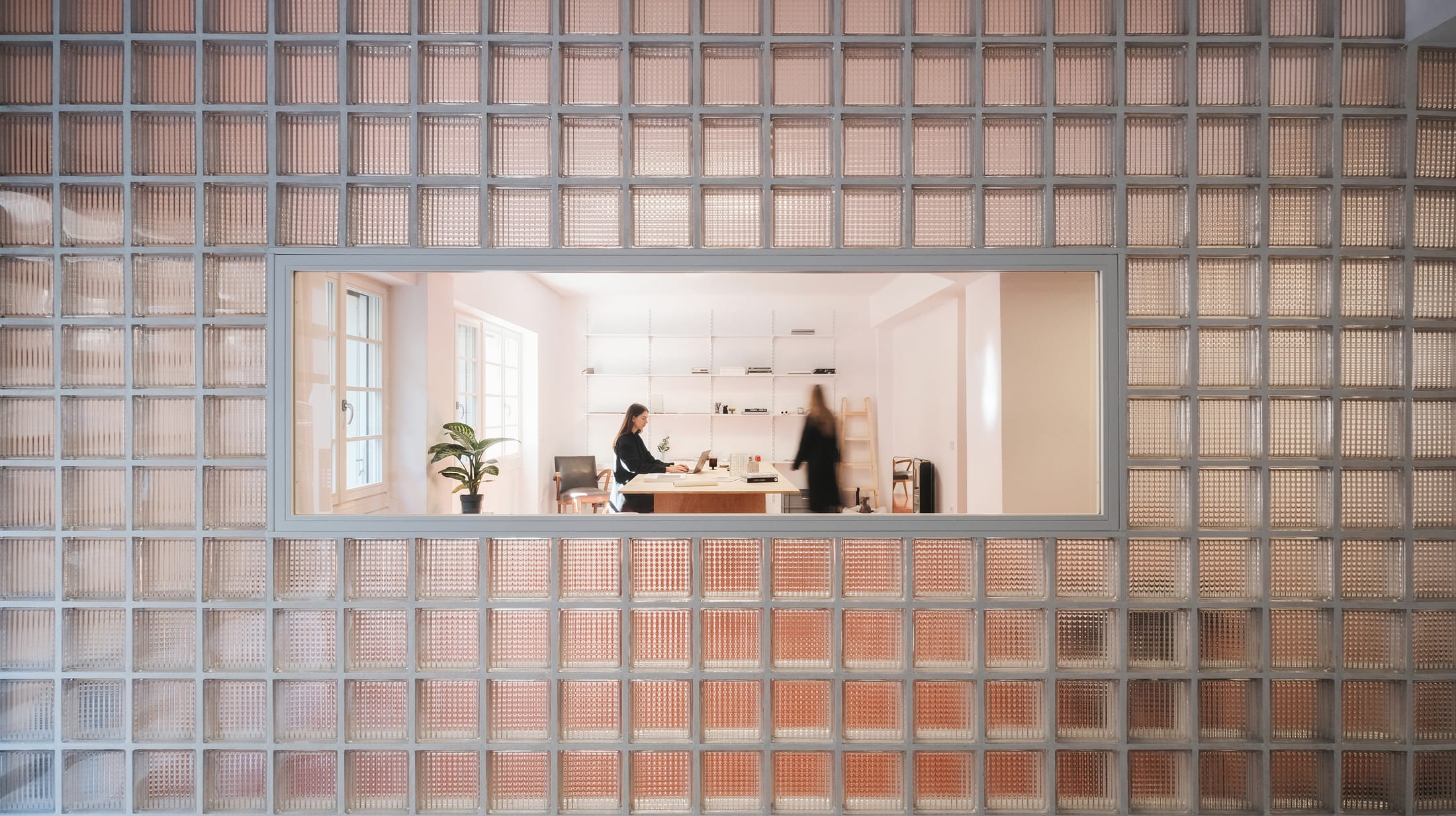 XT 97 Interwar Modern 翻新项目丨希腊雅典丨Lara Vartzioti-21