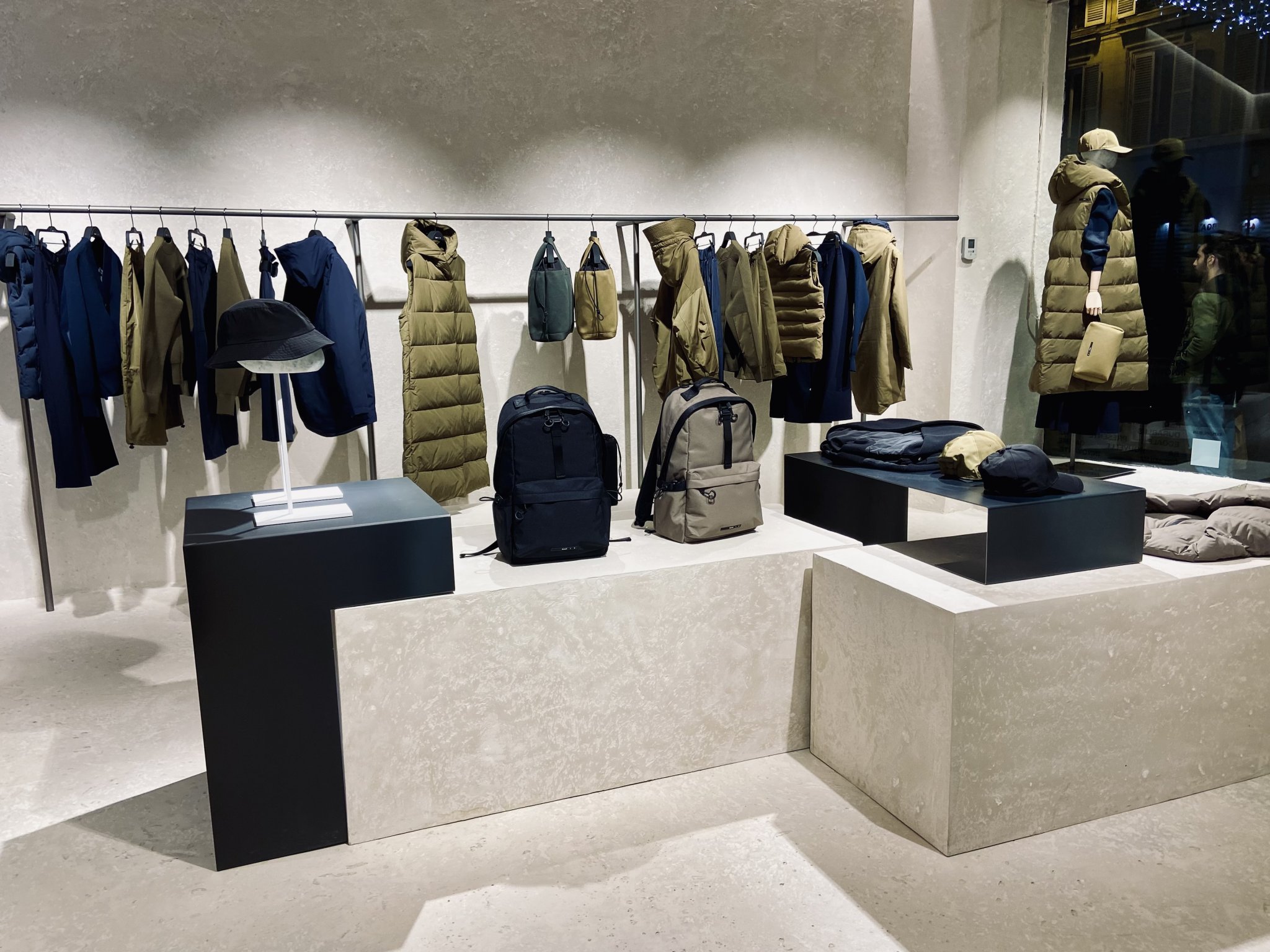 巴黎市中心的环保沉浸式体验店 · ECOALF丨法国巴黎丨Matstudio-15