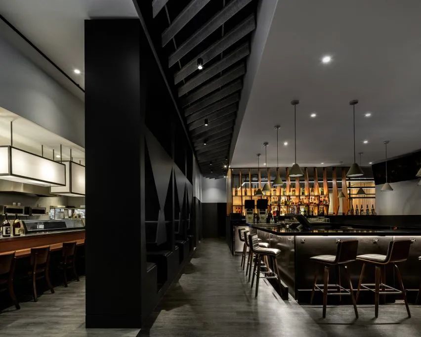 Hapa Sushi 餐厅丨美国丹佛丨Roth Sheppard Architects-14