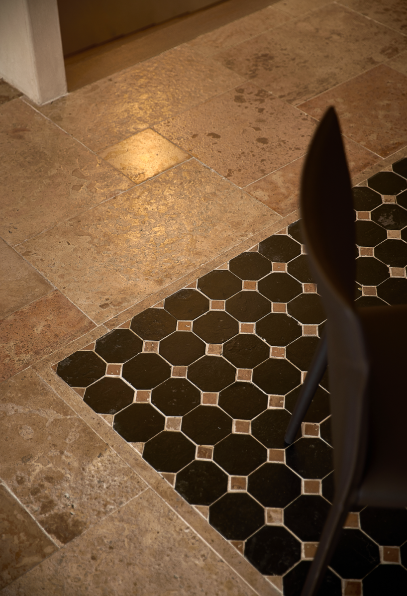 谢天新作丨在紧绷与躺平之间-85