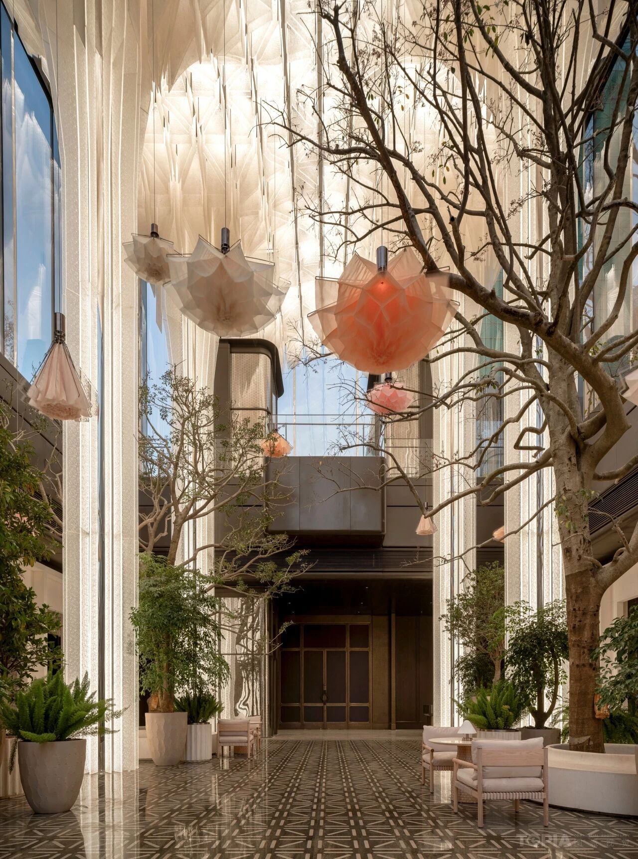 新作 DIA —— 写意山水 · 落日熔金「北京·华润置地 臻澐四季花厅 Urban luxury natural art」丨中国北京丨GAD吴轩-41