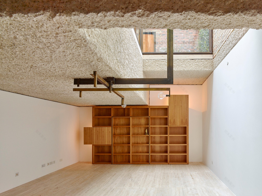 伦敦贝克汉姆区卡罗琳娜住宅的现代与传统共生-11