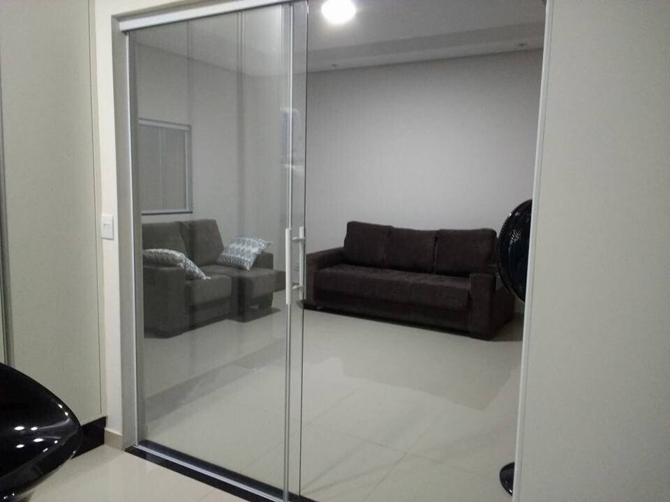 巴西普通社区里的豪华住宅设计-24