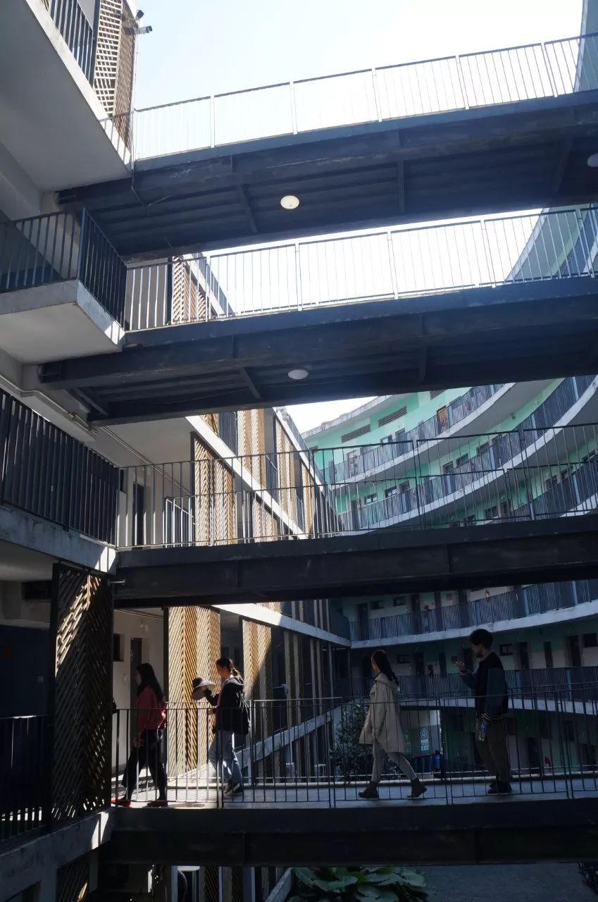 羊城漫游，体验土楼公舍与紫泥堂创意园的别样魅力-55