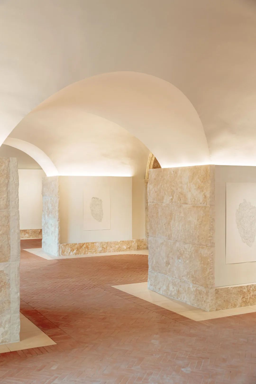 普罗旺斯葡萄园古老城堡重建丨建筑师Amelia Tavella-13